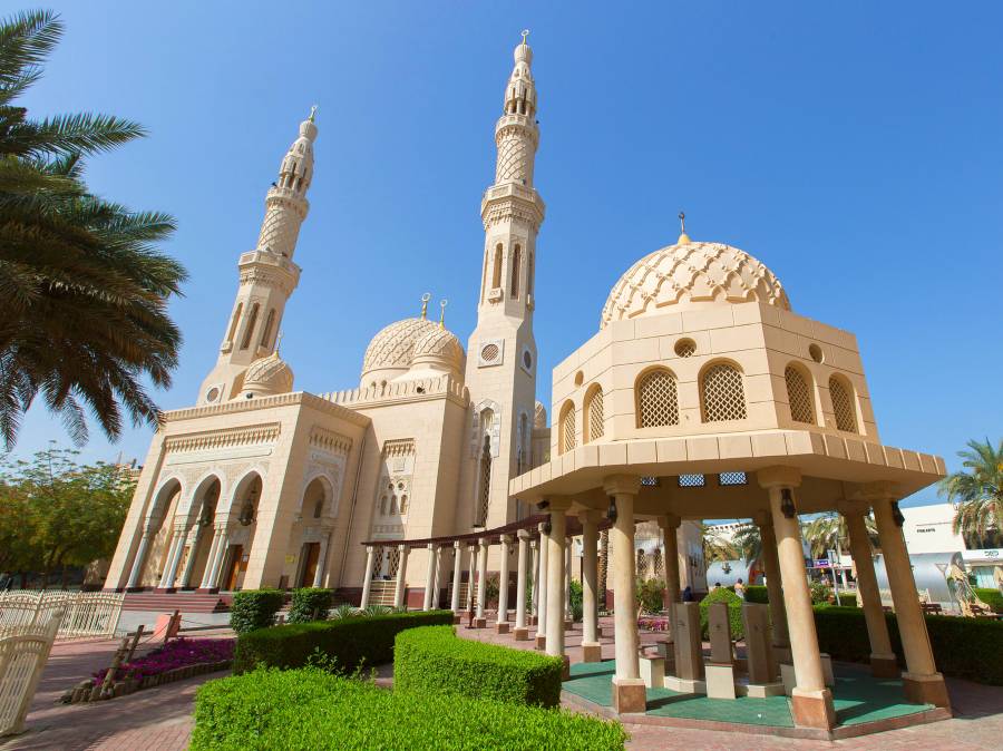 jumeirah mosque dubai visit